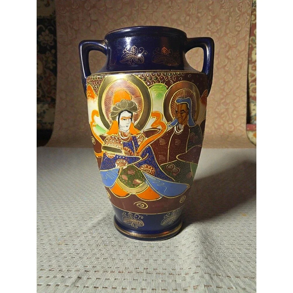 Vintage Japan Satsuma Moriage Vase 10